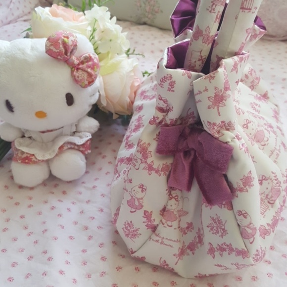 Sanrio Handbags - Hello Kitty Questina Satin Victorian Purse satchel